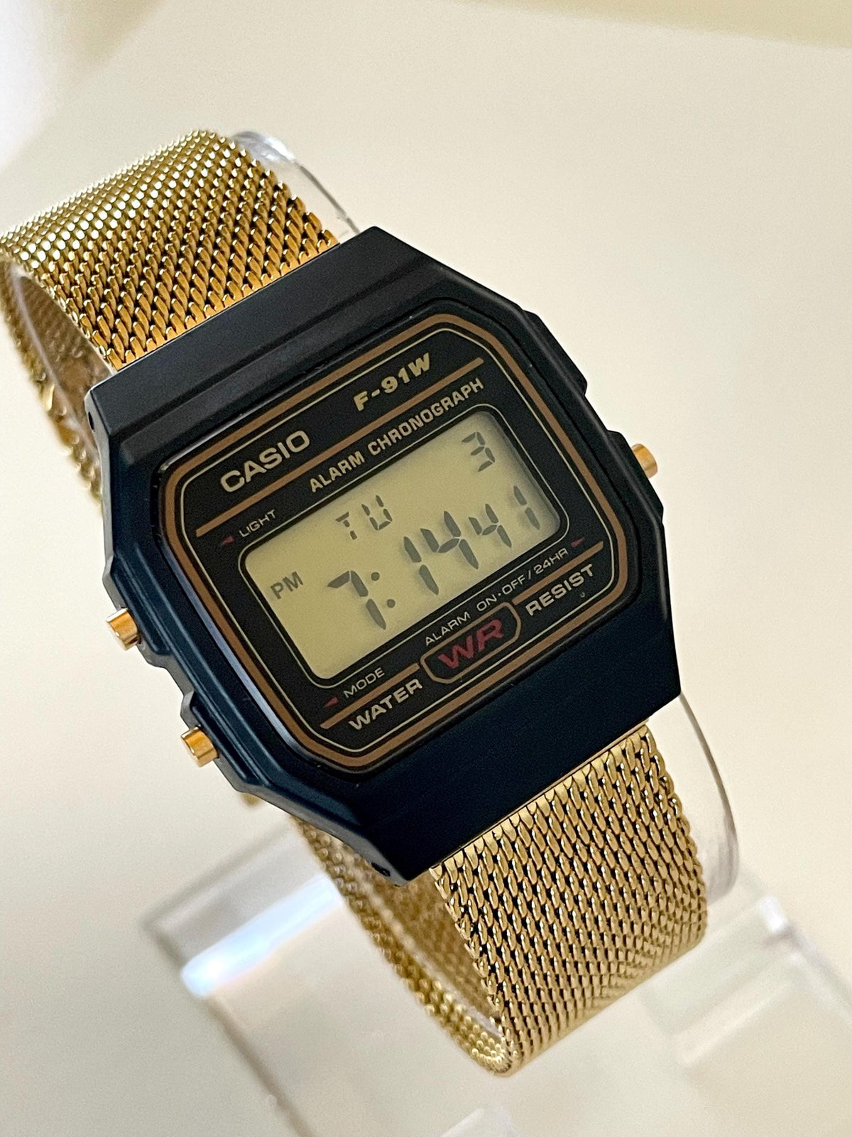 Custom Casio F91W, Black, Gold Metal Band