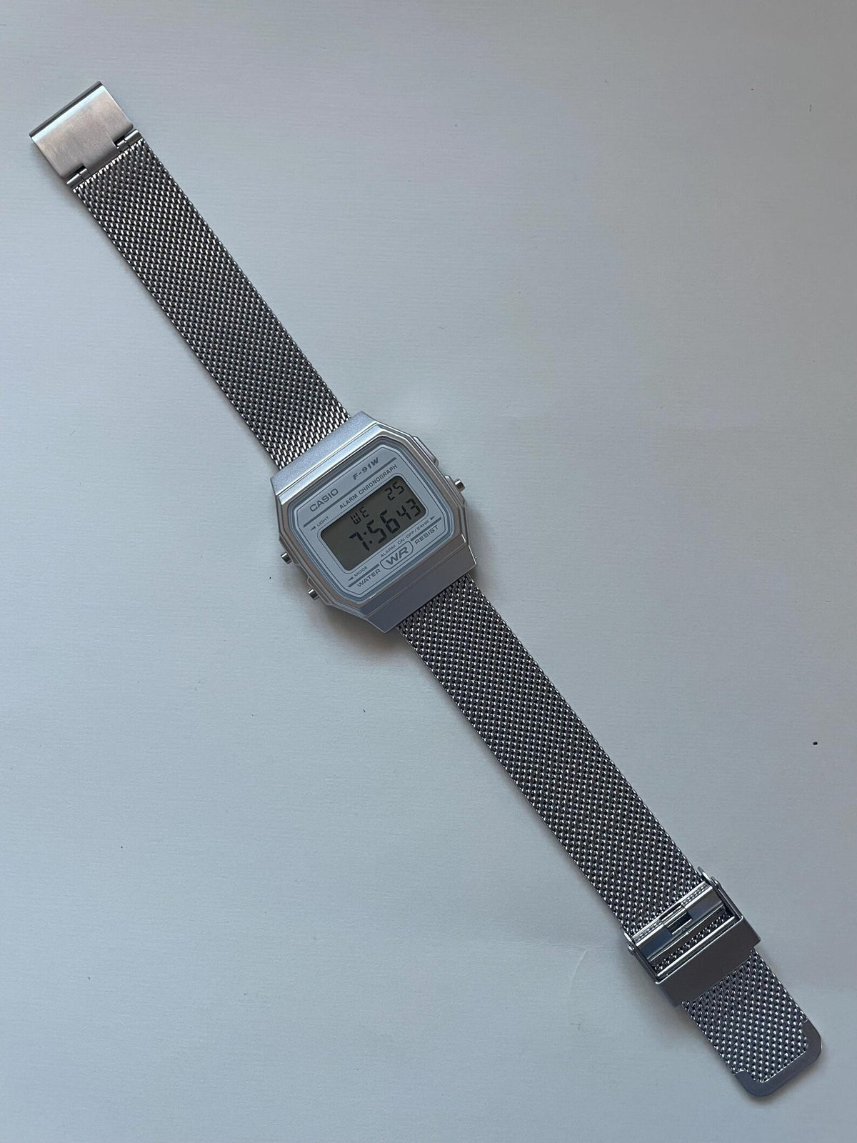 Custom Casio F91W Watch, White, Silver Metal Band